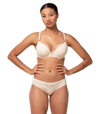 Сутиен триумф с повдигащ ефект Push Up Aura Spotlight WHU бежов