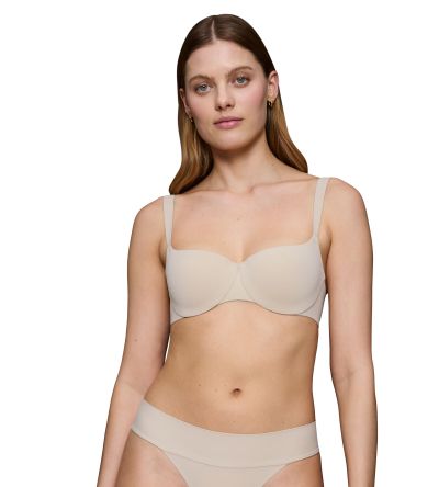 Сутиен Триумф с банел и оформена чашка с Push up ефект Body Make up Illusion Balconette светло бежов
