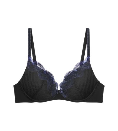 Сутиен Триумф с банел и оформена подплатена чашка с Push Up ефект Comfort Glam WHU черен