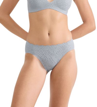 Бикини Слоги класическа кройка с висока извивка около краката Sloggi Zero Feel  Bliss High Leg светло сиви