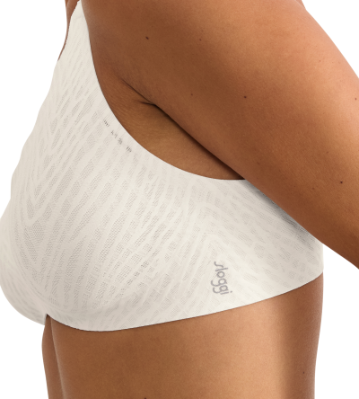 Сутиен Слоги без банел с оформена чашка с повдигащ Push Up ефект Sloggi Zero Feel Bliss The UP P Bra копринено бял