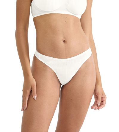 Бикини Слоги тип прашка Sloggi Zero Feel Pure String копринено бели