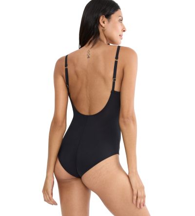 Цял бански Триумф с банел и оформена чашка Summer Twist OWP 01 черен