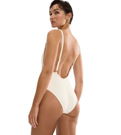 Цял бански Триумф без банел и подплънки чашка Summer Dune O  копринено бял