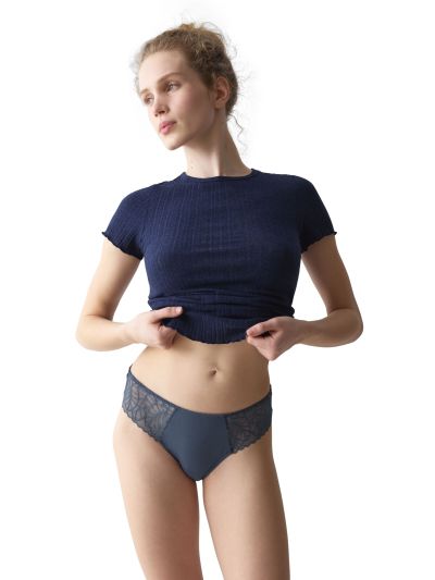 Бикини Триумф Класическа кройка Pretty Modal Tai  виолетово сини