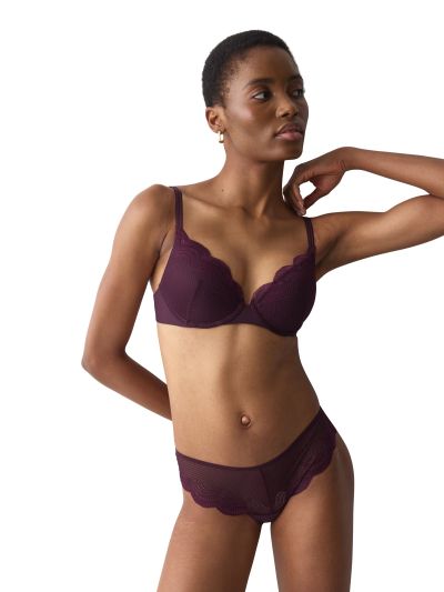 Сутиен Триумф с банел и оформена подплатена чашка с Push Up ефект Comfort Glam WHU бордо