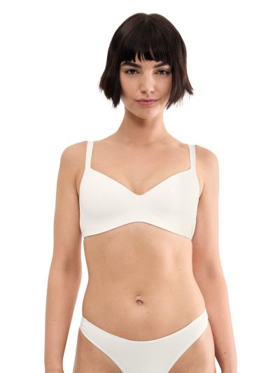 Сутиен Слоги без банел с оформена чашка с повдигащ Push Up ефект Zero Feel Pure THE UP Tshirt Bra копринено бял