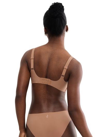 Сутиен Слоги без банел с оформена чашка с повдигащ Push Up ефект Zero Feel 2.0 The Up TShirt Bra бежев